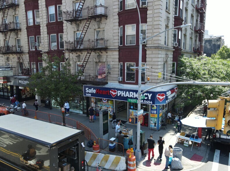 561 W 180th St, New York, NY for lease - Building Photo - Image 3 of 7