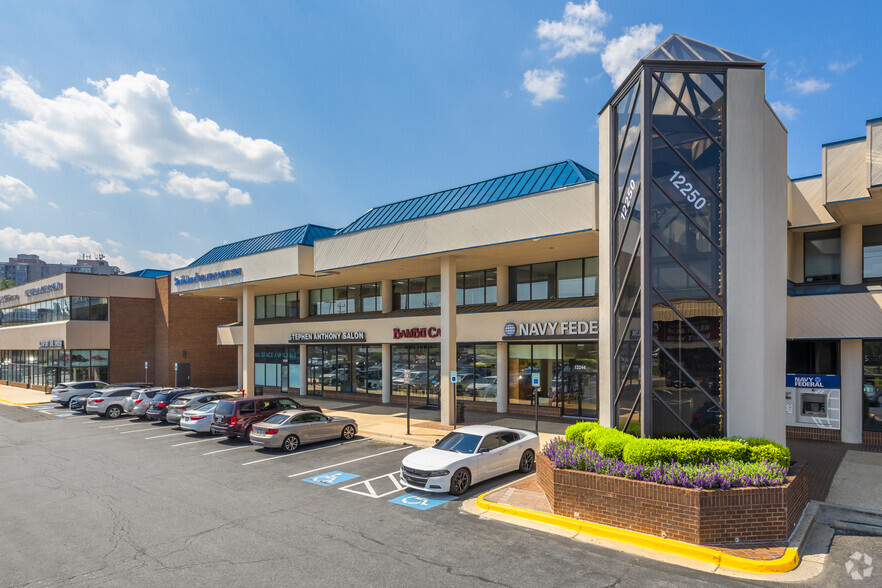 12238-12256 Rockville Pike, Rockville, MD for lease - Building Photo - Image 3 of 4