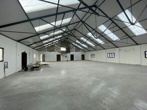Hartwell Ln, Hilderstone for lease Interior Photo- Image 1 of 4
