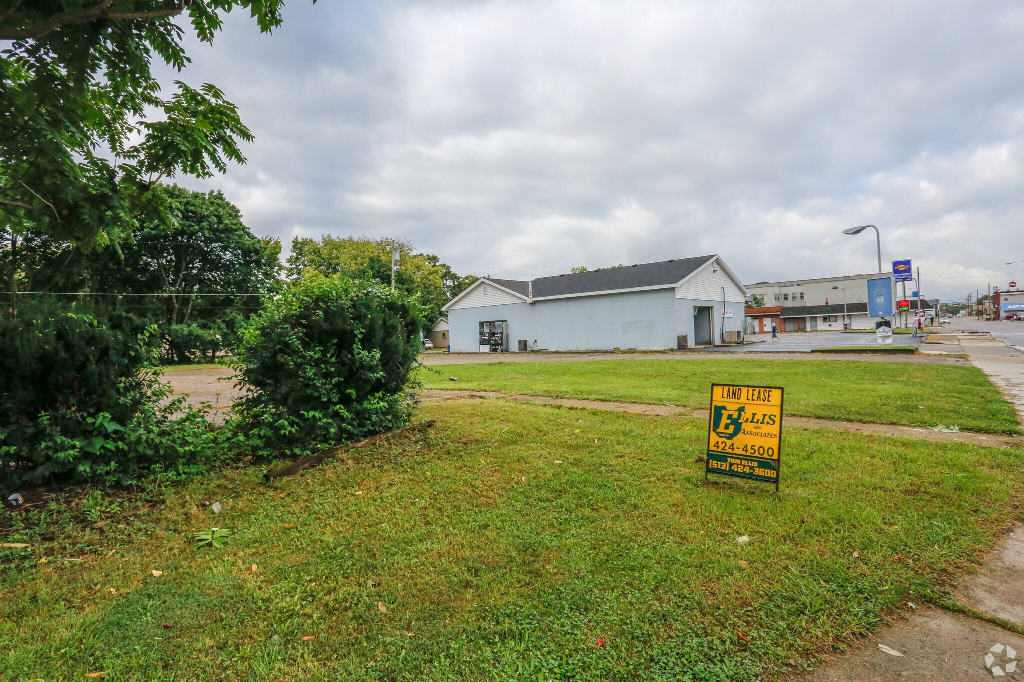 2012 Central Ave, Middletown, OH for sale Primary Photo- Image 1 of 1