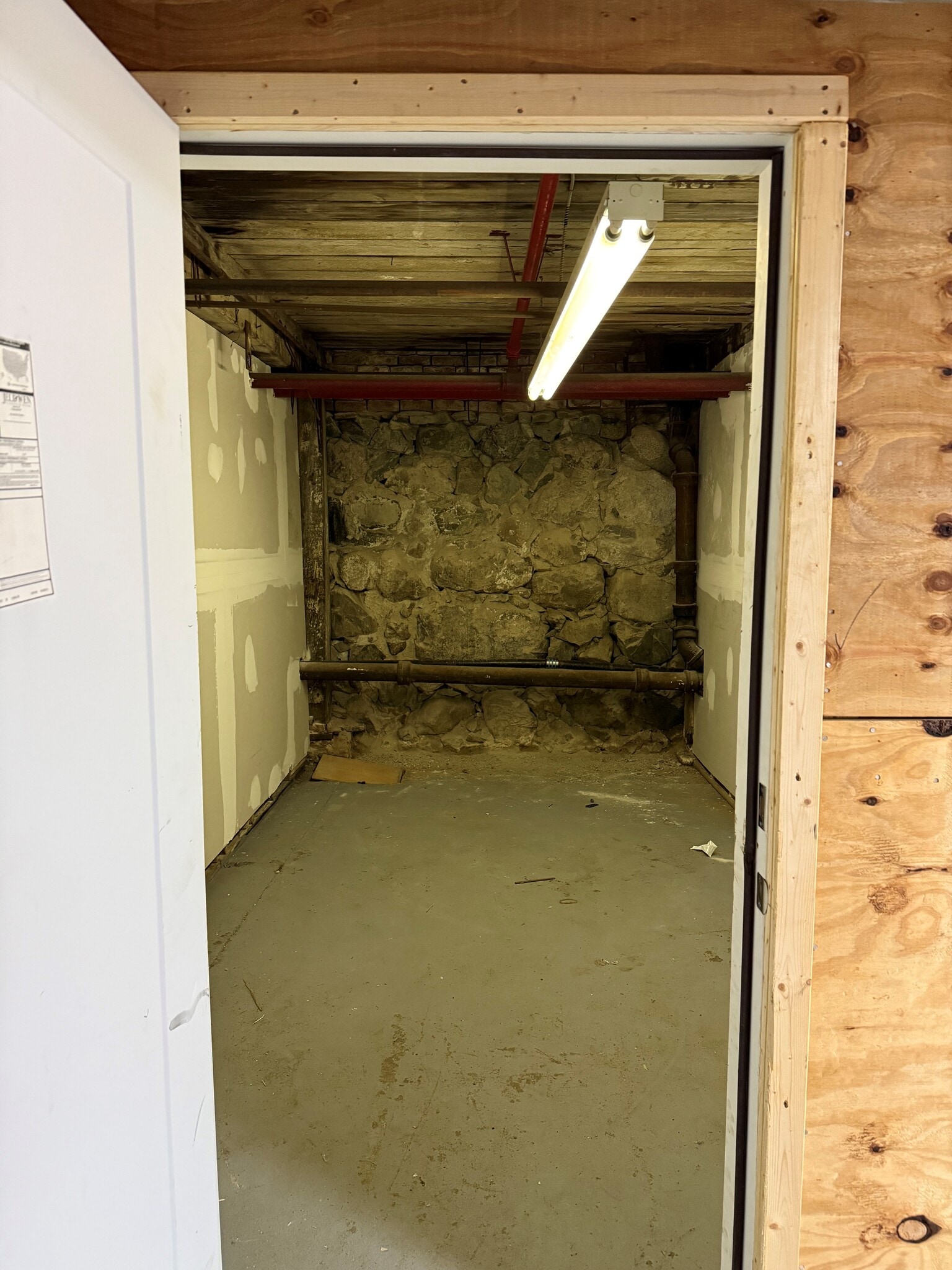 61 Endicott St, Norwood, MA for lease Interior Photo- Image 1 of 1