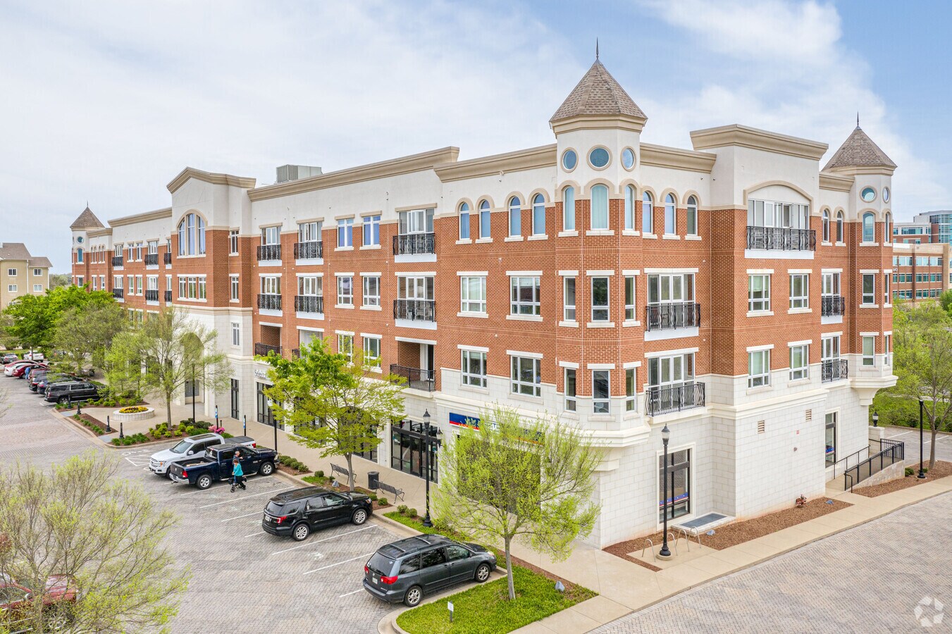 820 N Thompson Ln, Murfreesboro, TN 37129 The Gateway Village, East