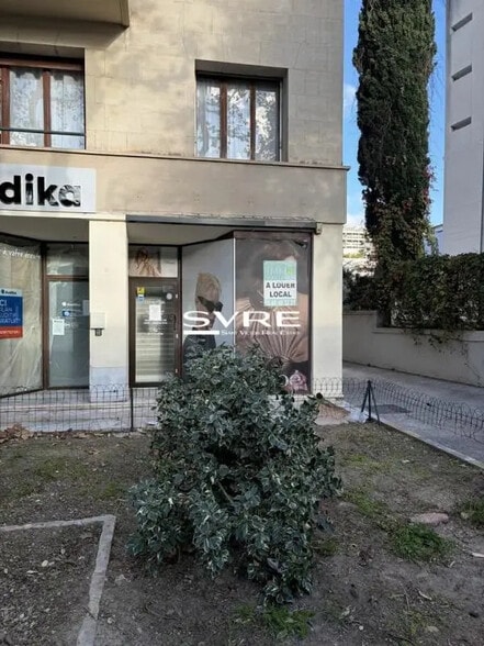 Retail in Marseille for lease - Building Photo - Image 3 of 3