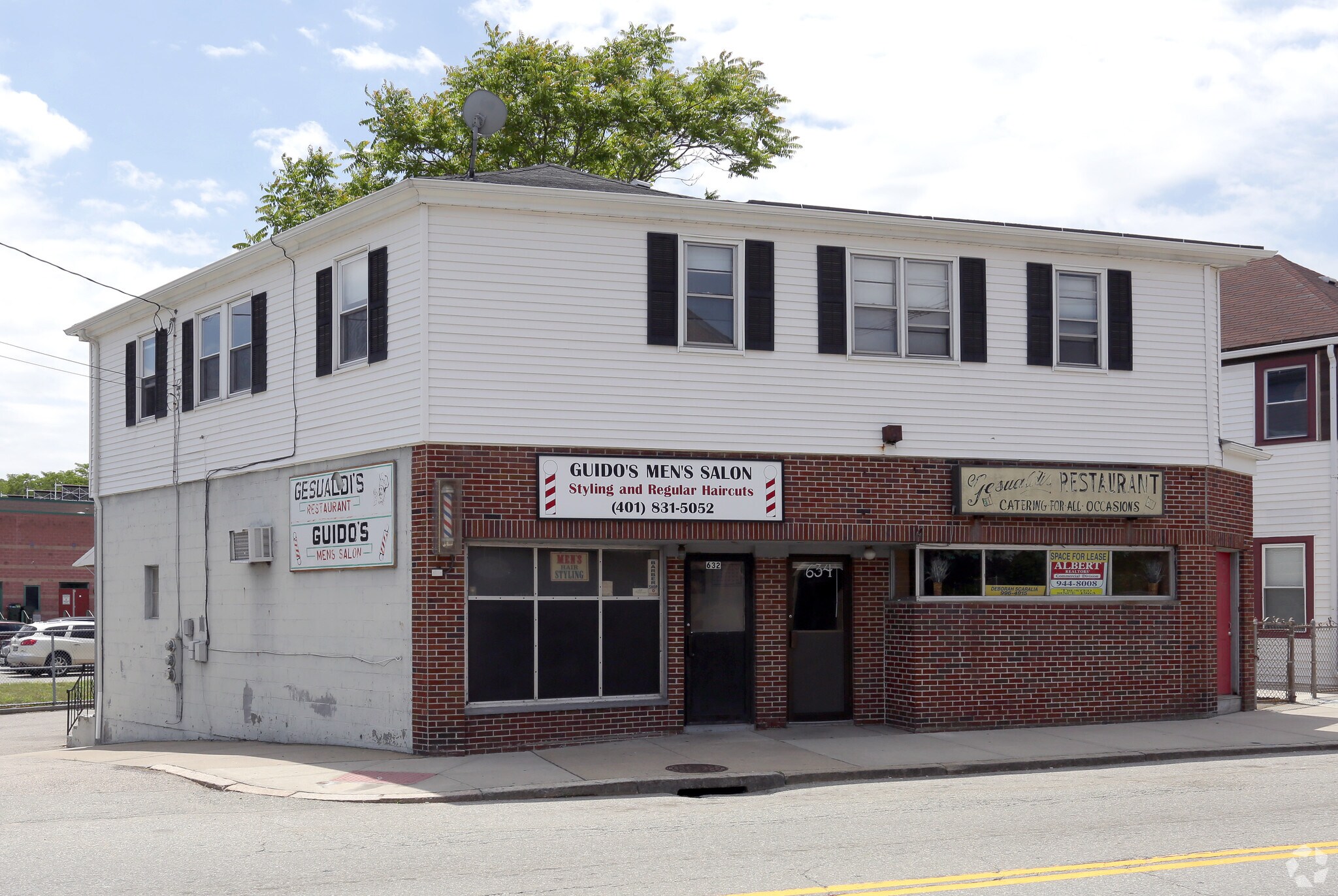 632-634 Hartford Ave, Providence, RI for sale Primary Photo- Image 1 of 1