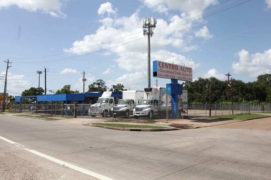 8257 Gulf Fwy, Houston, TX for lease - Building Photo - Image 3 of 20