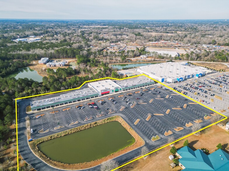 1411 Retail Row, Hartsville, SC for lease - Building Photo - Image 3 of 4