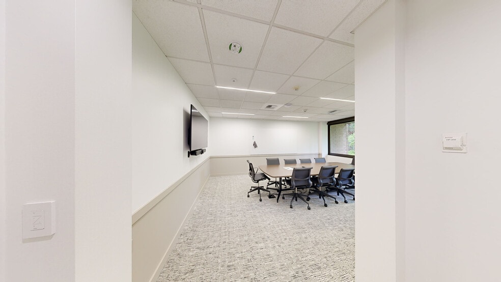 15325 SE 30th Pl, Bellevue, WA for lease - Matterport 3D Scan - Image 3 of 20