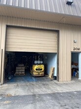 50 Old Peachtree Rd NE, Suwanee, GA for lease Interior Photo- Image 2 of 4