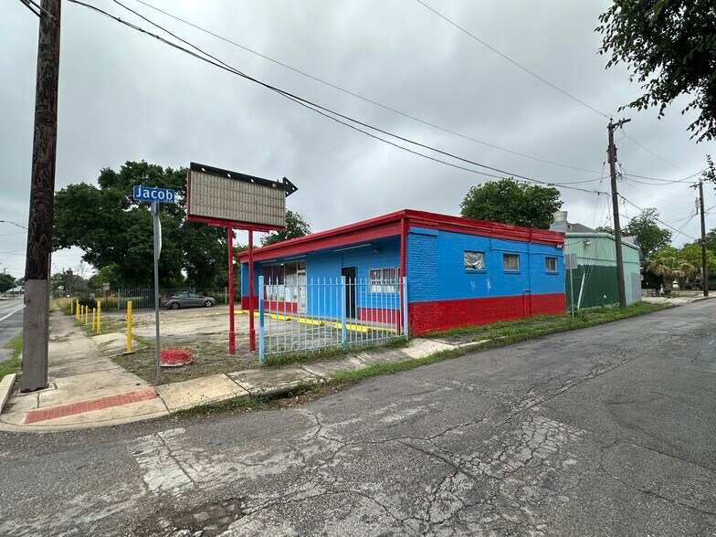 1629 S Presa St, San Antonio, TX for sale - Building Photo - Image 2 of 15