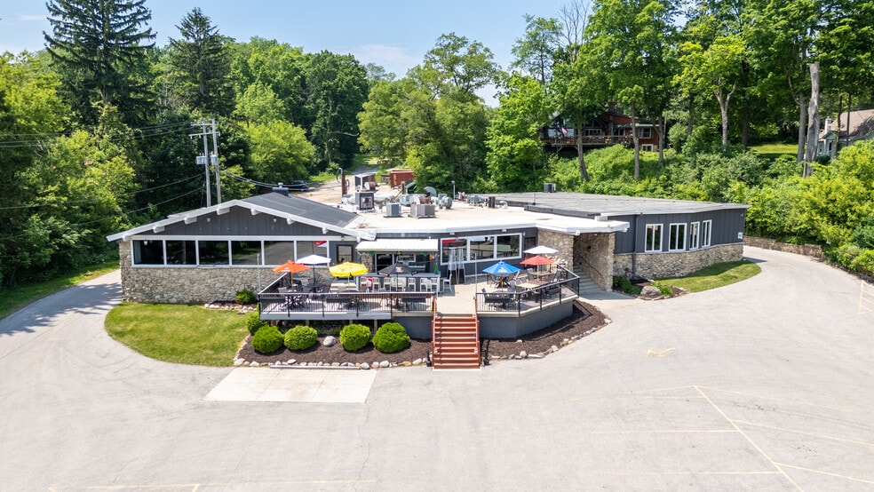 4919 State Road 144, Hartford, WI for sale - Building Photo - Image 1 of 30