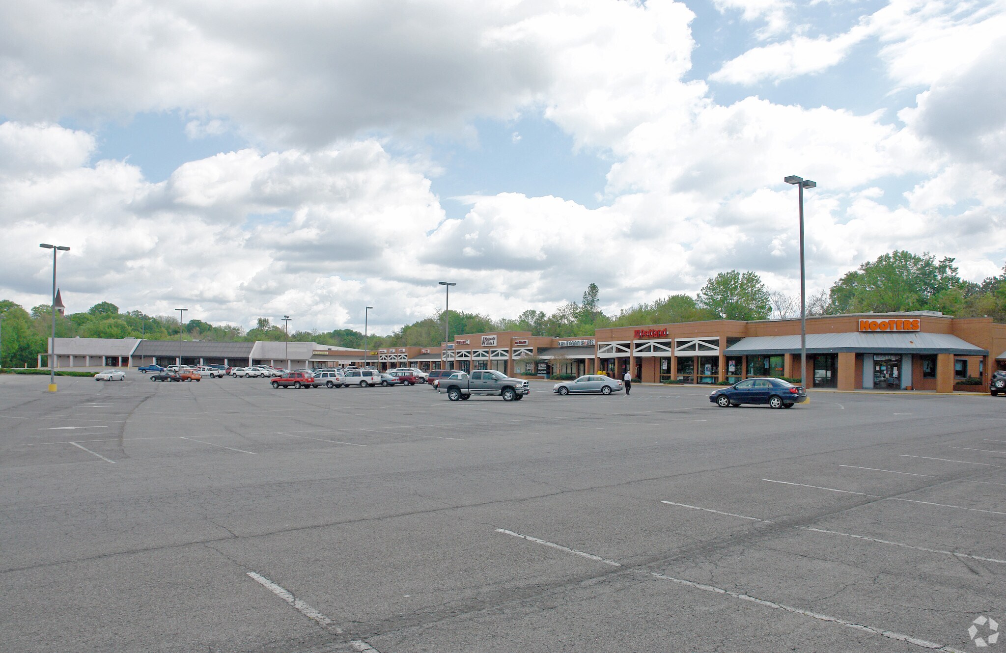 138 Hicks Dr, Rome, GA for lease Primary Photo- Image 1 of 5