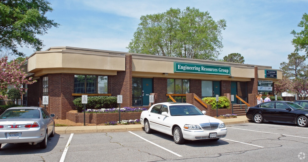 5265 Providence Rd, Virginia Beach, VA 23464