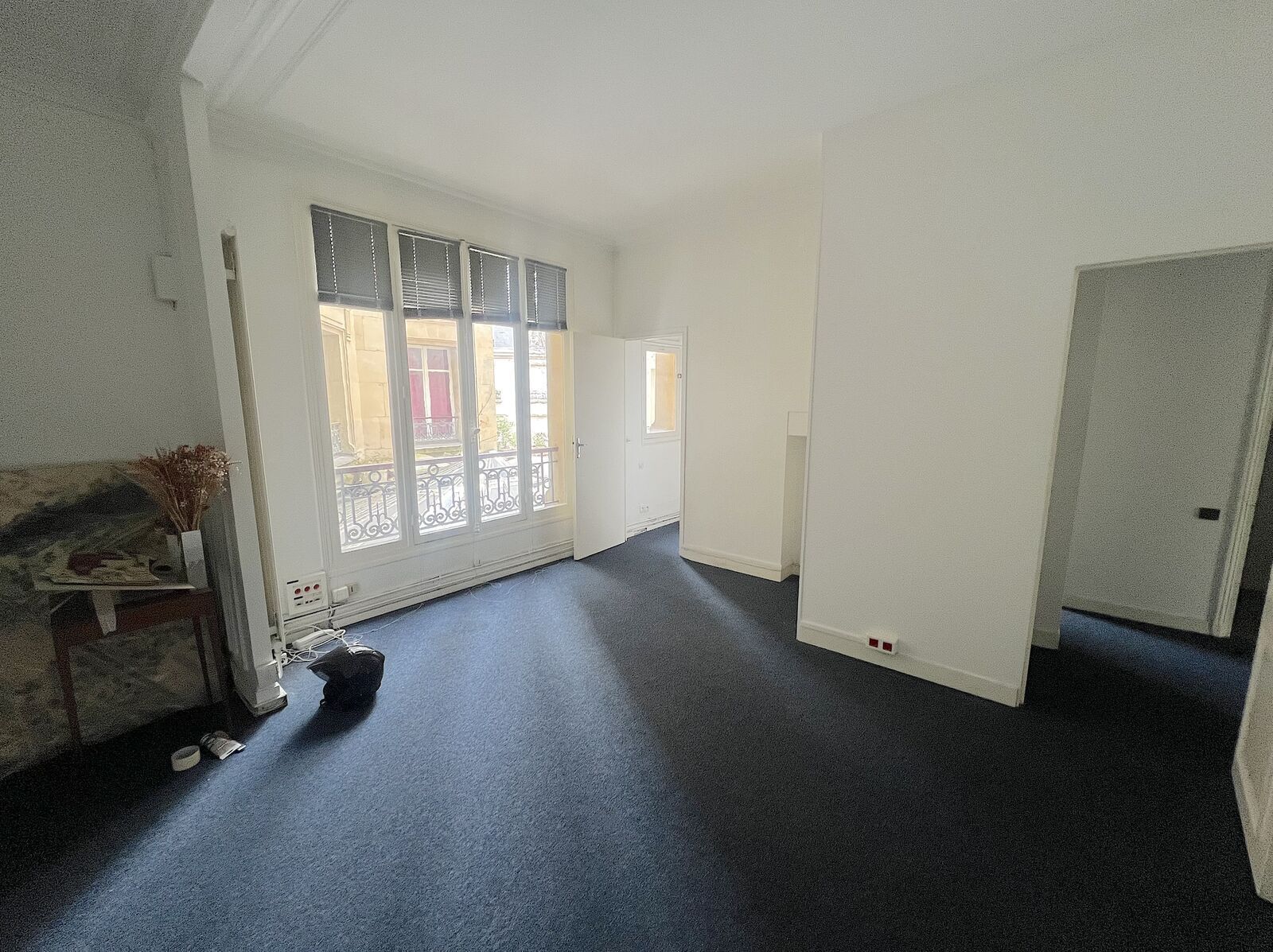 Office in Paris for lease Building Photo- Image 1 of 8
