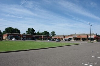 6717-6763 E Shelby Dr, Memphis, TN for lease Building Photo- Image 2 of 4