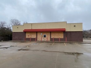 6655 S Peoria Ave, Tulsa, OK for sale Interior Photo- Image 1 of 2