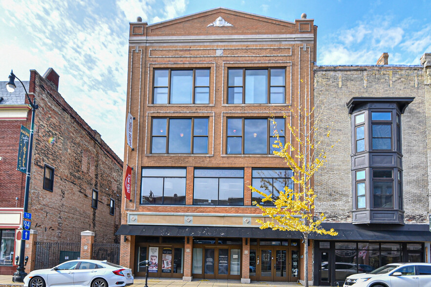 410 Main St, Racine, WI for sale - Building Photo - Image 1 of 1