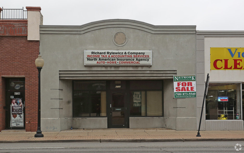 6732 Cermak Rd, Berwyn, IL for sale - Primary Photo - Image 1 of 1