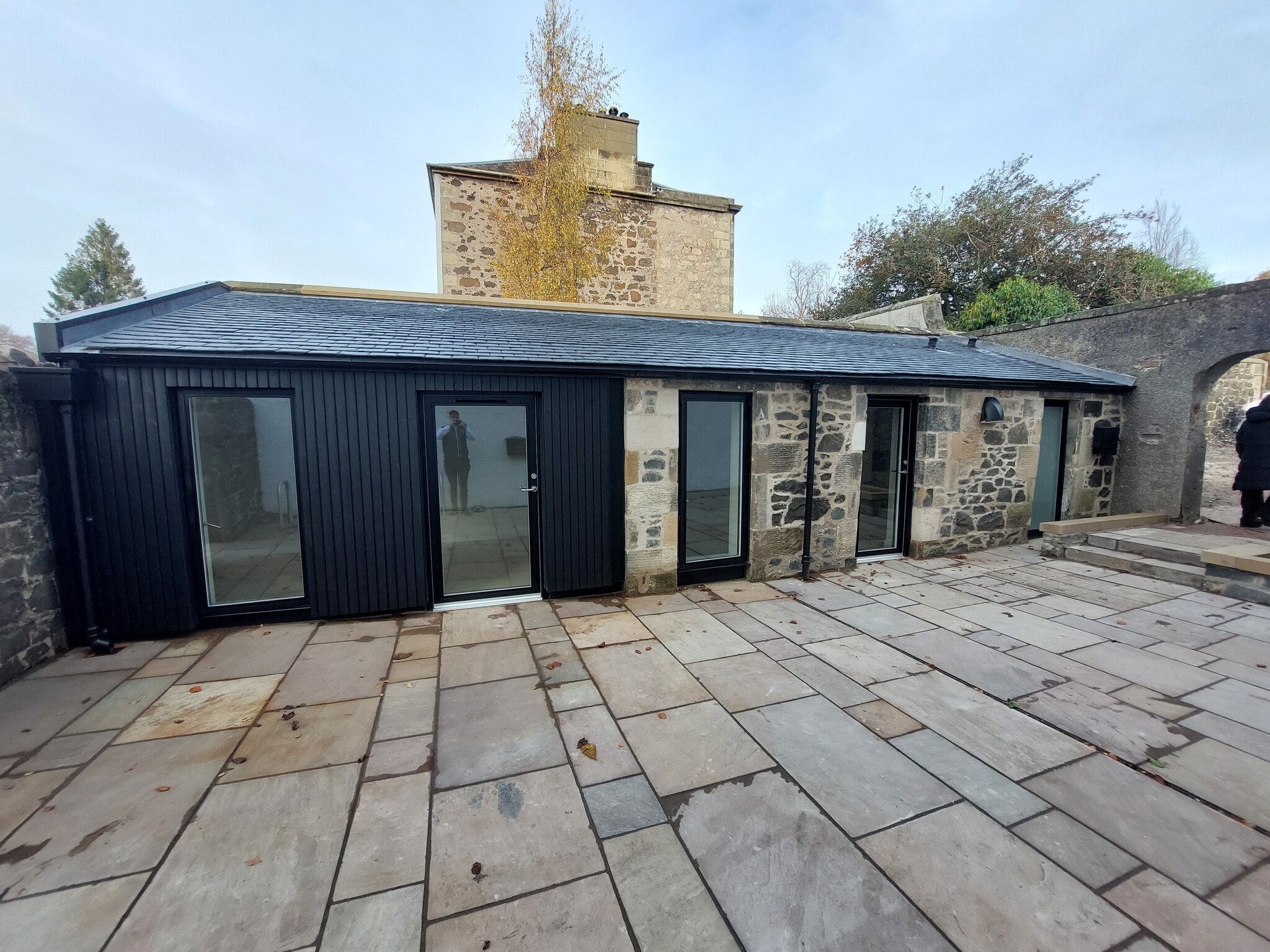 11-12 Melville Ter, Stirling for lease Building Photo- Image 1 of 7