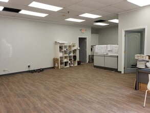 130-142 Oakland Ave, Closter, NJ for lease Building Photo- Image 2 of 6