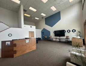 11420 Deerfield Rd, Blue Ash, OH for lease Interior Photo- Image 2 of 4