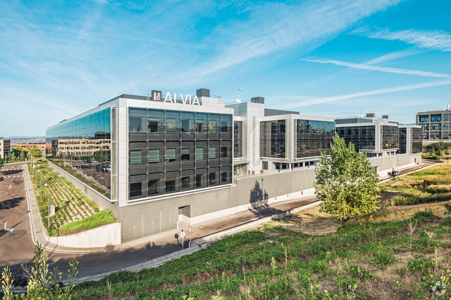 Calle José Echegaray, 8, Las Rozas de Madrid, Madrid for lease - Building Photo - Image 1 of 13