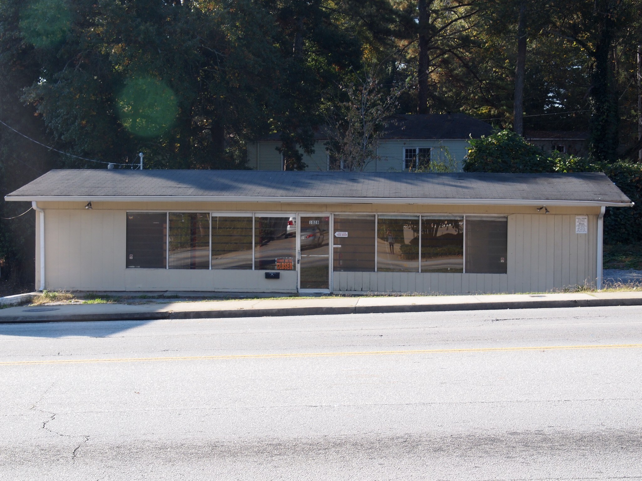 1028 E Cleveland Ave, Atlanta, GA for sale Primary Photo- Image 1 of 1