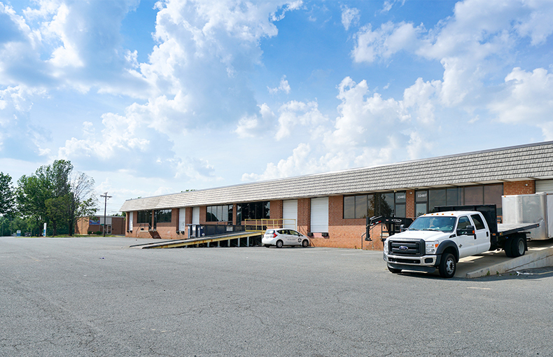 1200 Atando Ave, Charlotte, NC for lease - Building Photo - Image 3 of 7