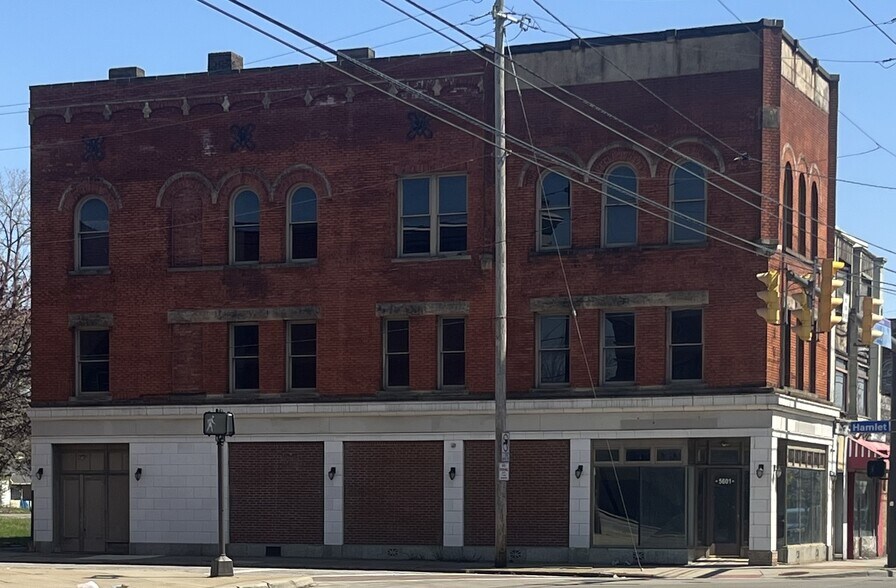 5601 Broadway Ave, Cleveland, OH for lease - Building Photo - Image 1 of 5