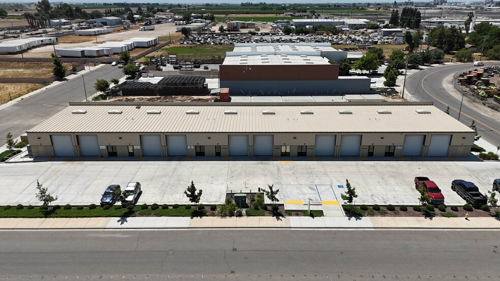 1601-1621 Olympic Dr, Turlock, CA for lease - Building Photo - Image 1 of 9
