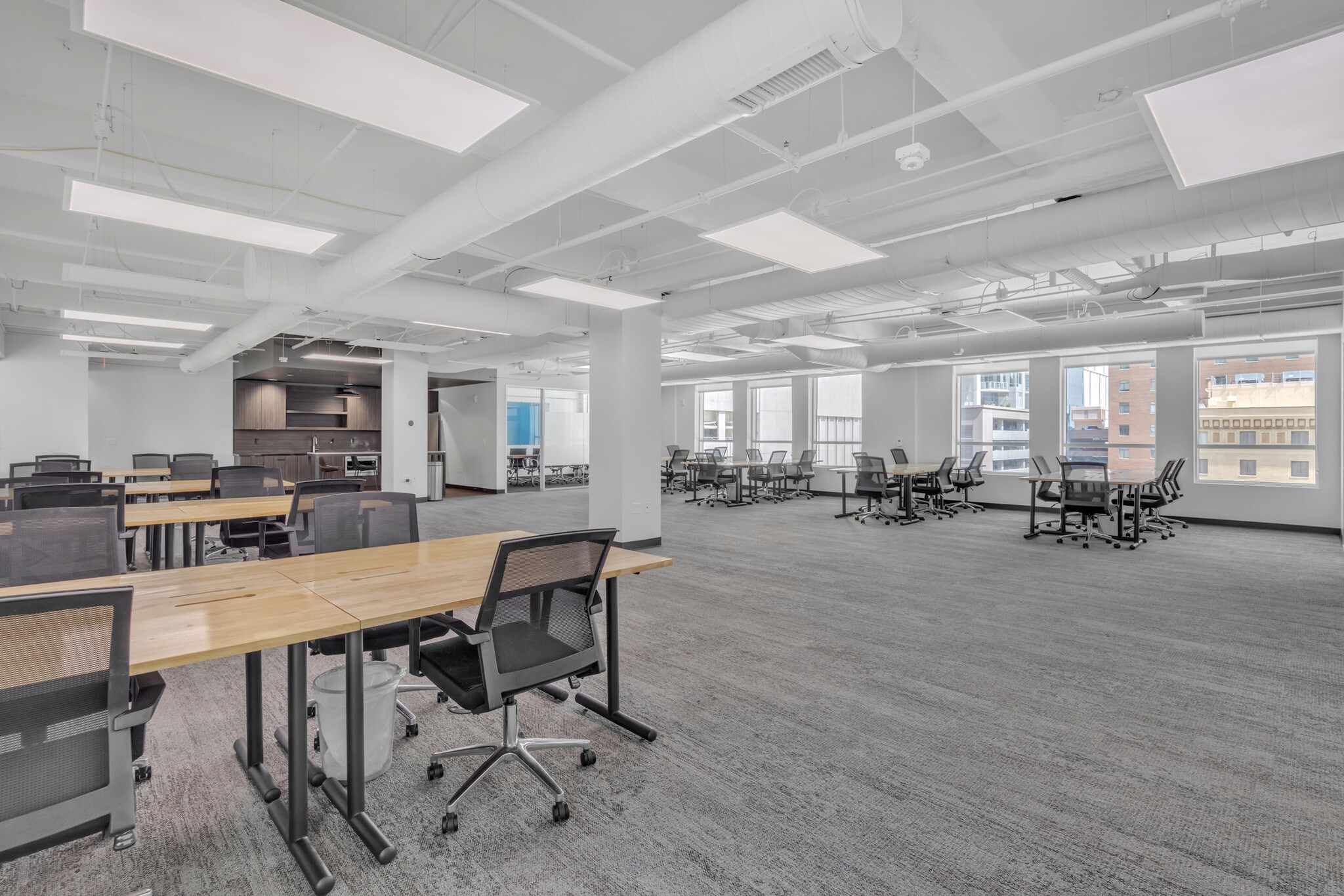 112 N Central Ave, Phoenix, AZ for lease Interior Photo- Image 1 of 8