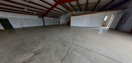 2380 Worth Ln, Springdale, AR for lease Interior Photo- Image 1 of 4