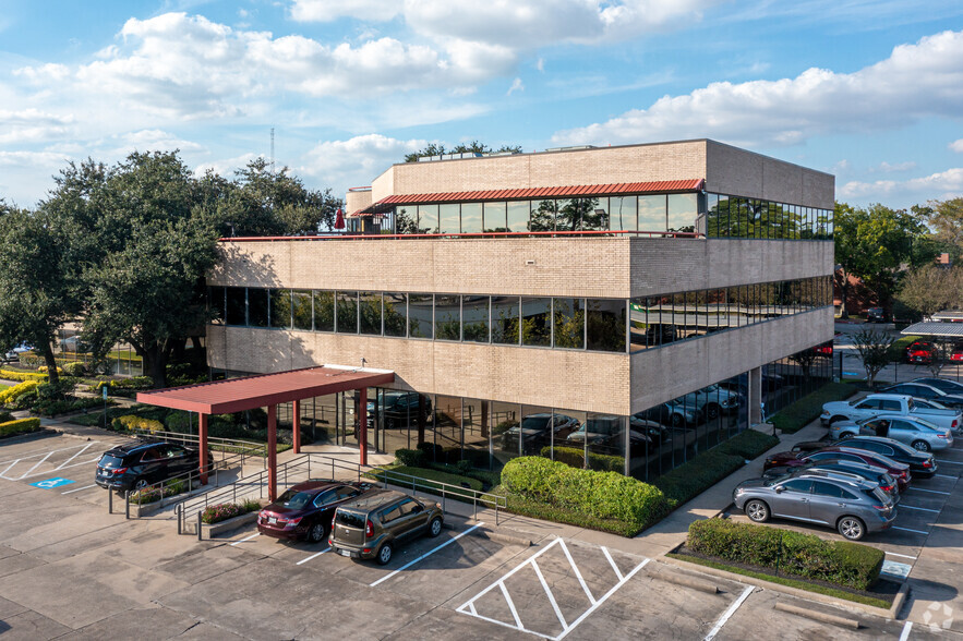 1220 Blalock Rd, Houston, TX for lease - Building Photo - Image 1 of 18