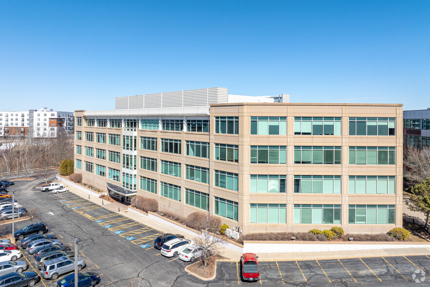 30 Corporate Dr, Burlington, MA for lease - Primary Photo - Image 1 of 5