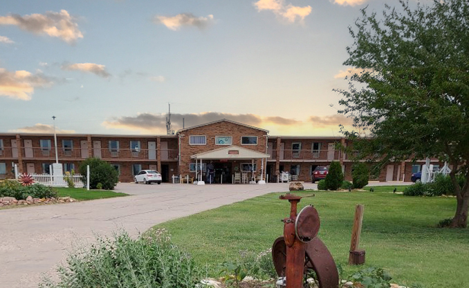 3538 US 40, Oakley, KS for sale - Primary Photo - Image 1 of 6