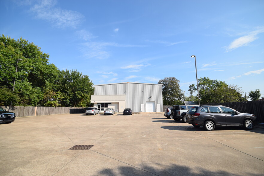 1801 Brazil Ave, Fort Smith, AR for sale - Primary Photo - Image 1 of 13