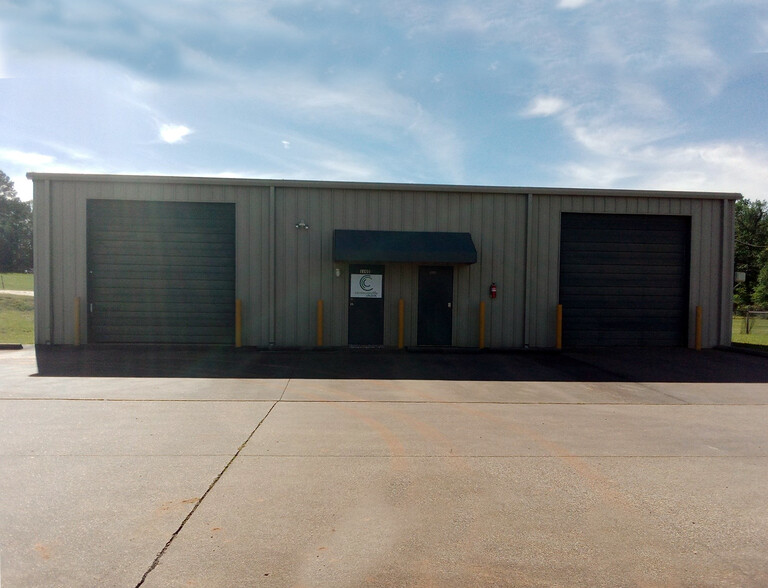 1080 W Main St, Hallsville, TX for lease - Building Photo - Image 2 of 2