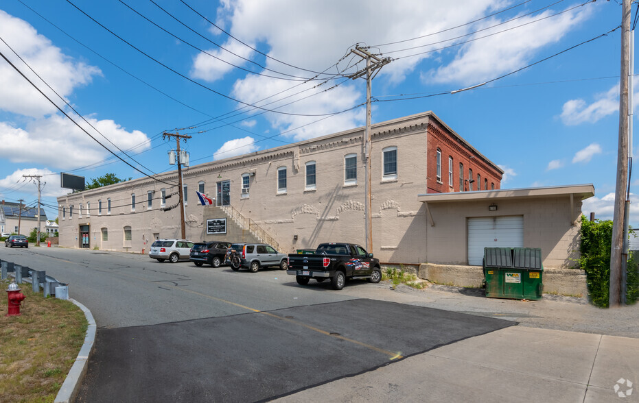 20 Payton St, Lowell, MA for lease - Primary Photo - Image 1 of 45