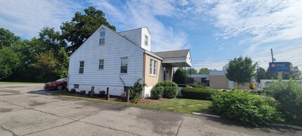 4734 Dixie Hwy, Louisville, KY for lease Building Photo- Image 1 of 8