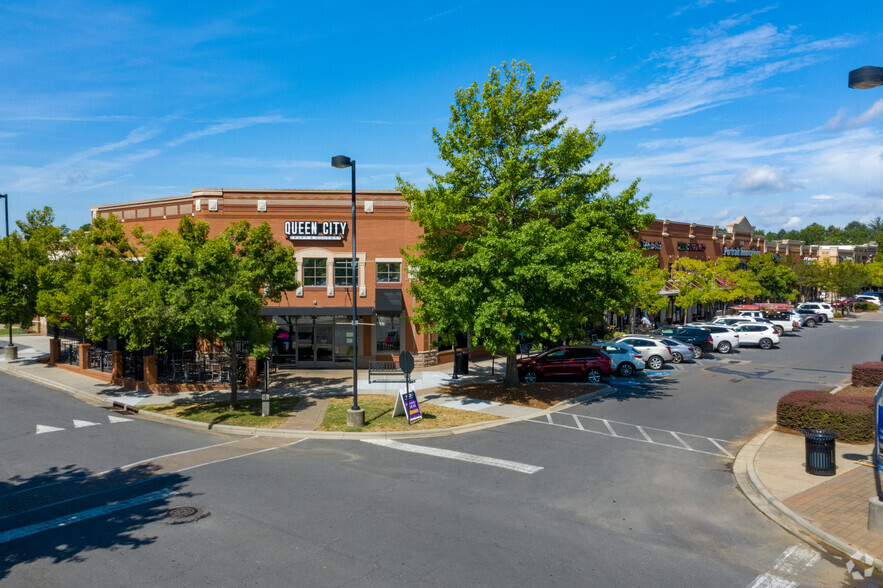 5349-5365 Ballantyne Commons Pky, Charlotte, NC for sale - Primary Photo - Image 1 of 1