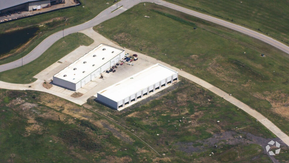 3412 W 114th St, Jenks, OK for lease - Aerial Video - Image 2 of 6