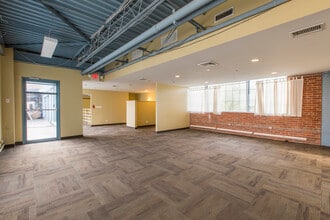 3-7 N Christopher Columbus Blvd, Philadelphia, PA for lease Building Photo- Image 2 of 3