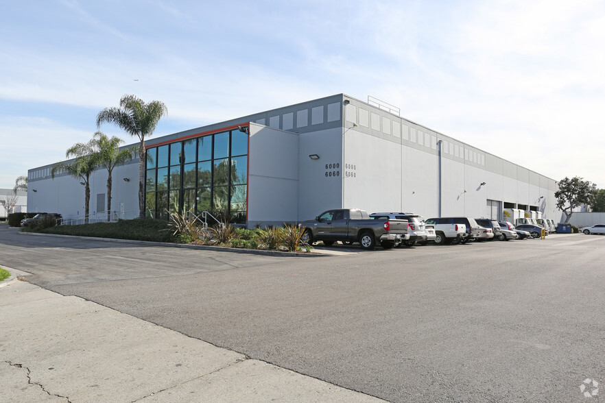 6000-6060 E Slauson Ave, Commerce, CA for lease - Building Photo - Image 1 of 3