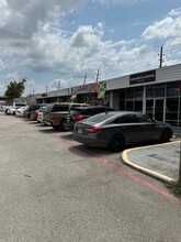 9103 Cypress Creek Pky, Houston, TX for lease Building Photo- Image 2 of 2