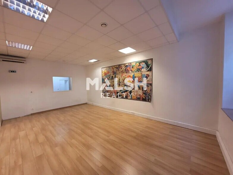 Office in Lyon for lease - Interior Photo - Image 3 of 11