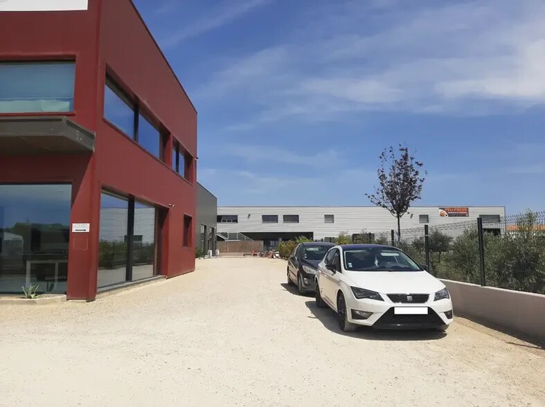 14 Za Du Bas Taulet, Pélissanne for lease - Other - Image 2 of 3