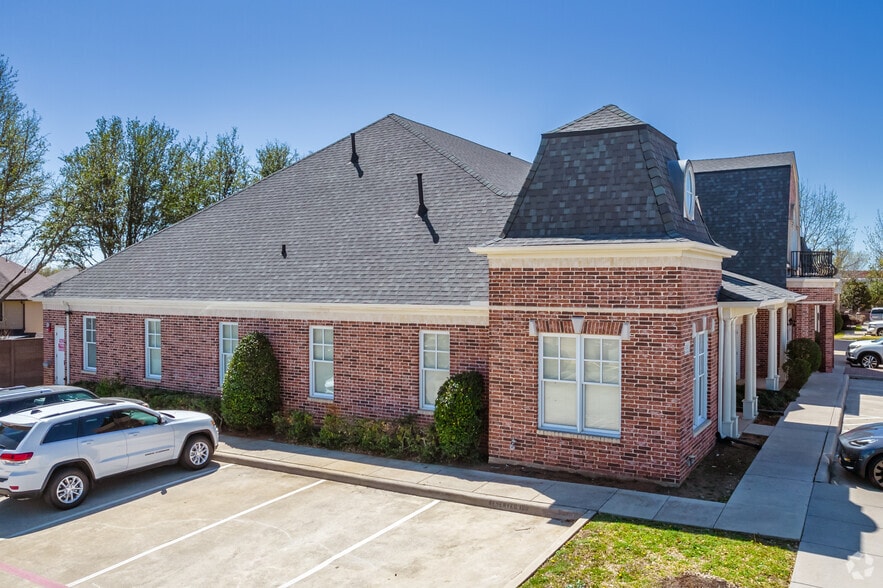 1674 Keller Pky, Keller, TX for sale - Building Photo - Image 3 of 6