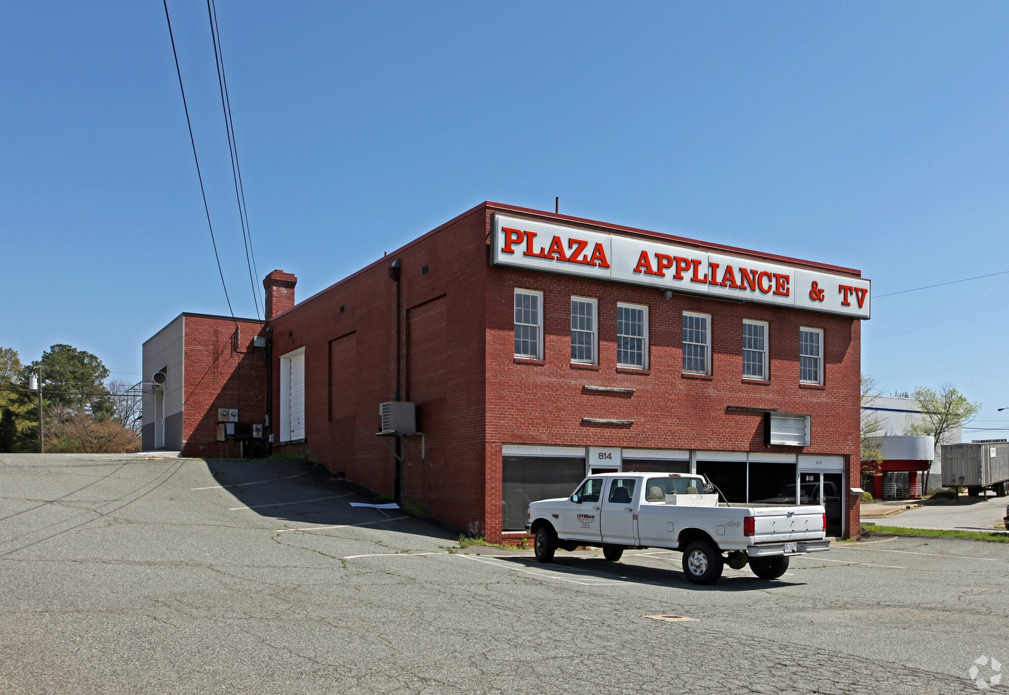 815 N Church St N, Concord, NC for lease Building Photo- Image 1 of 3