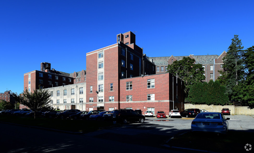 50 Maude St, Providence, RI for lease - Building Photo - Image 1 of 3