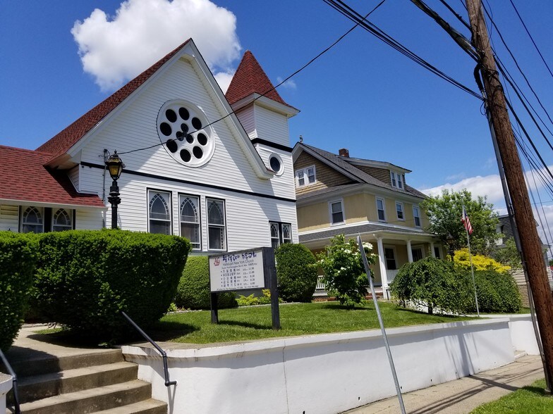 10 Carlton Ave, Port Washington, NY for sale - Other - Image 1 of 1