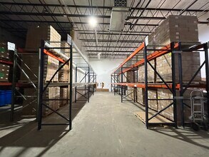 4701-4755 NE 12th Ave, Oakland Park, FL for lease Interior Photo- Image 2 of 5